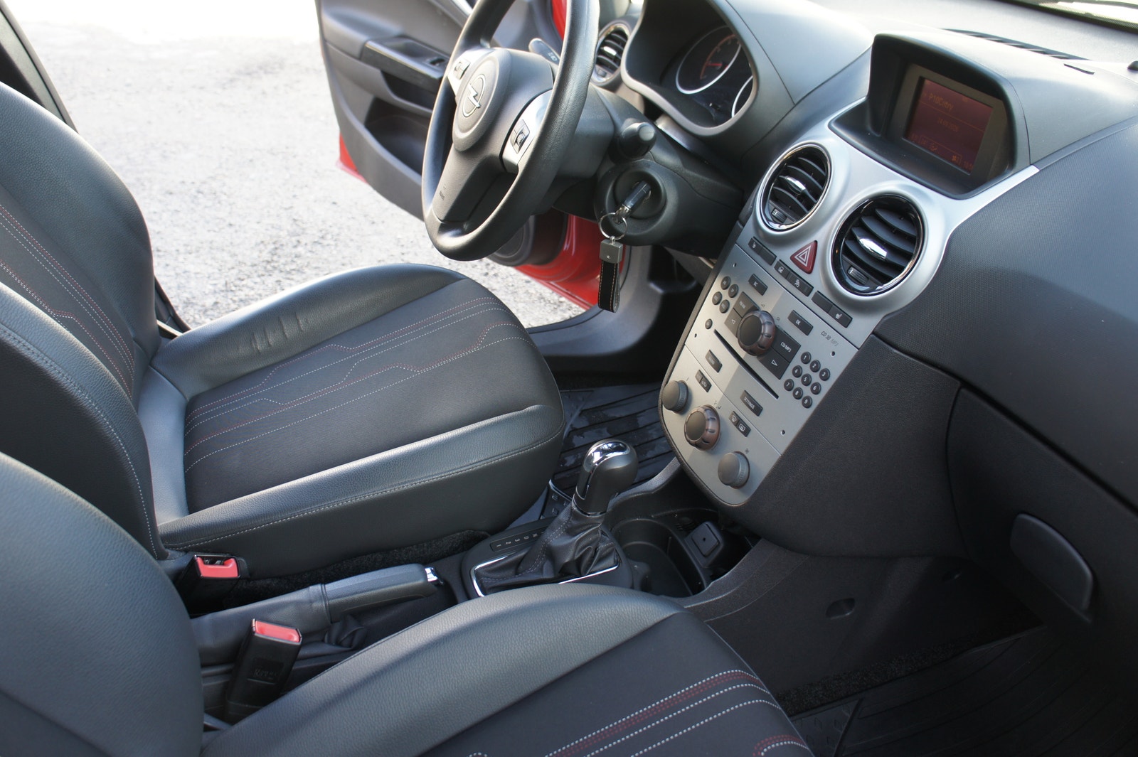 Opel Corsa 5-door 1.4 Automatic, 4-trins, 100ps, 2012