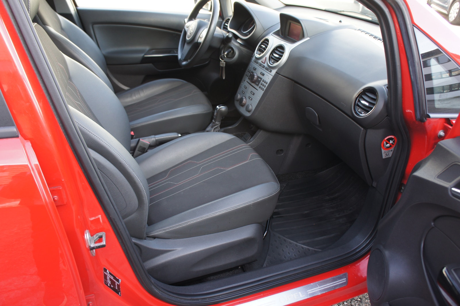 Opel Corsa 5-door 1.4 Automatic, 4-trins, 100ps, 2012