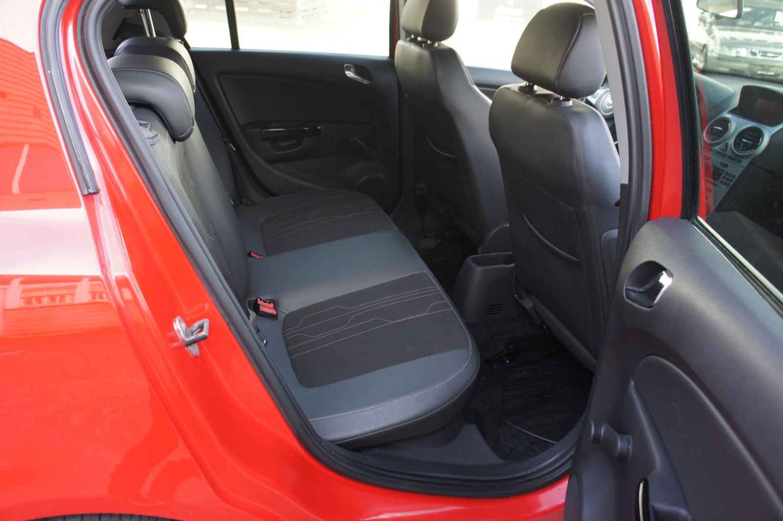 Opel Corsa 5-door 1.4 Automatic, 4-trins, 100ps, 2012