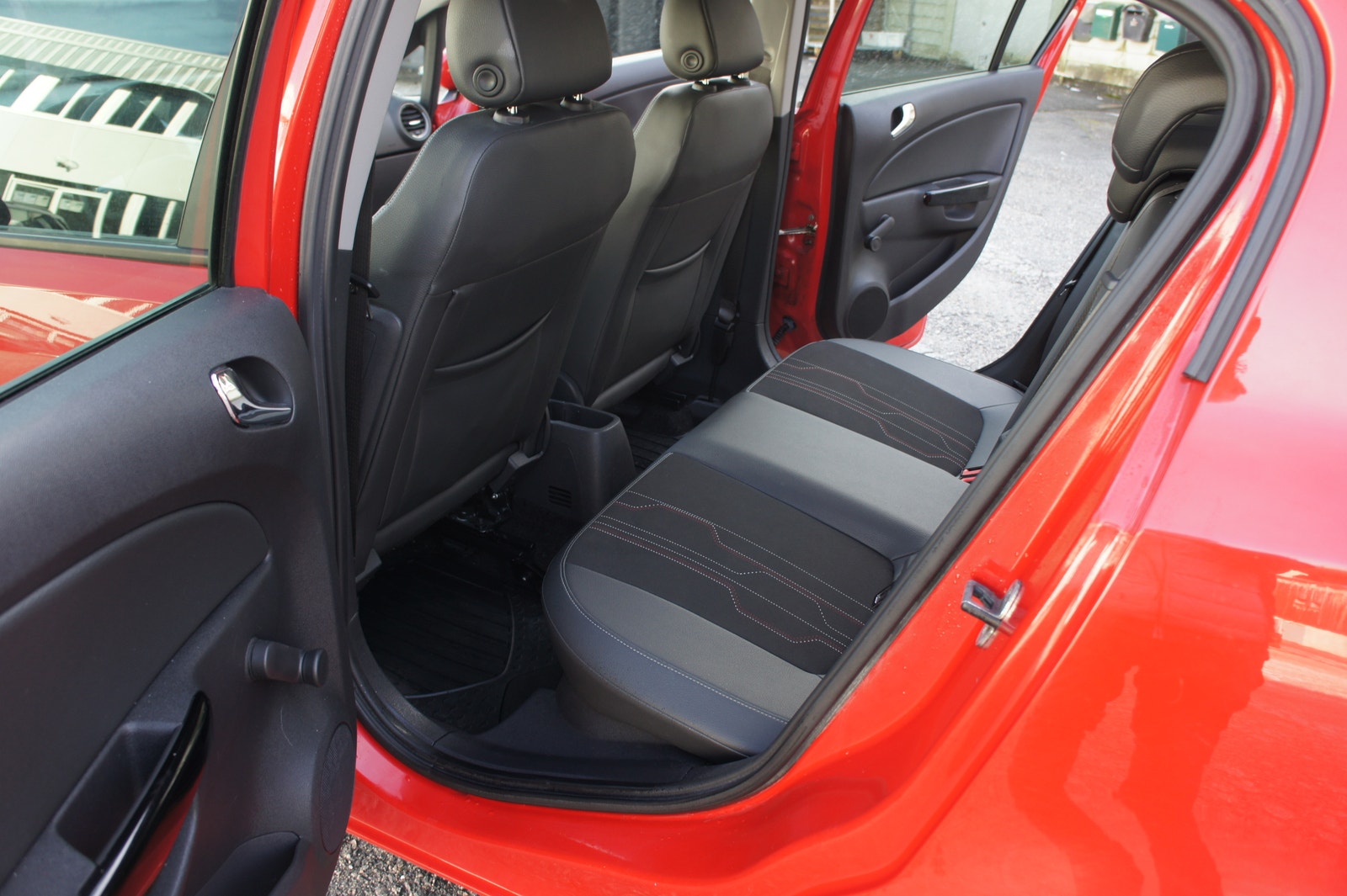 Opel Corsa 5-door 1.4 Automatic, 4-trins, 100ps, 2012