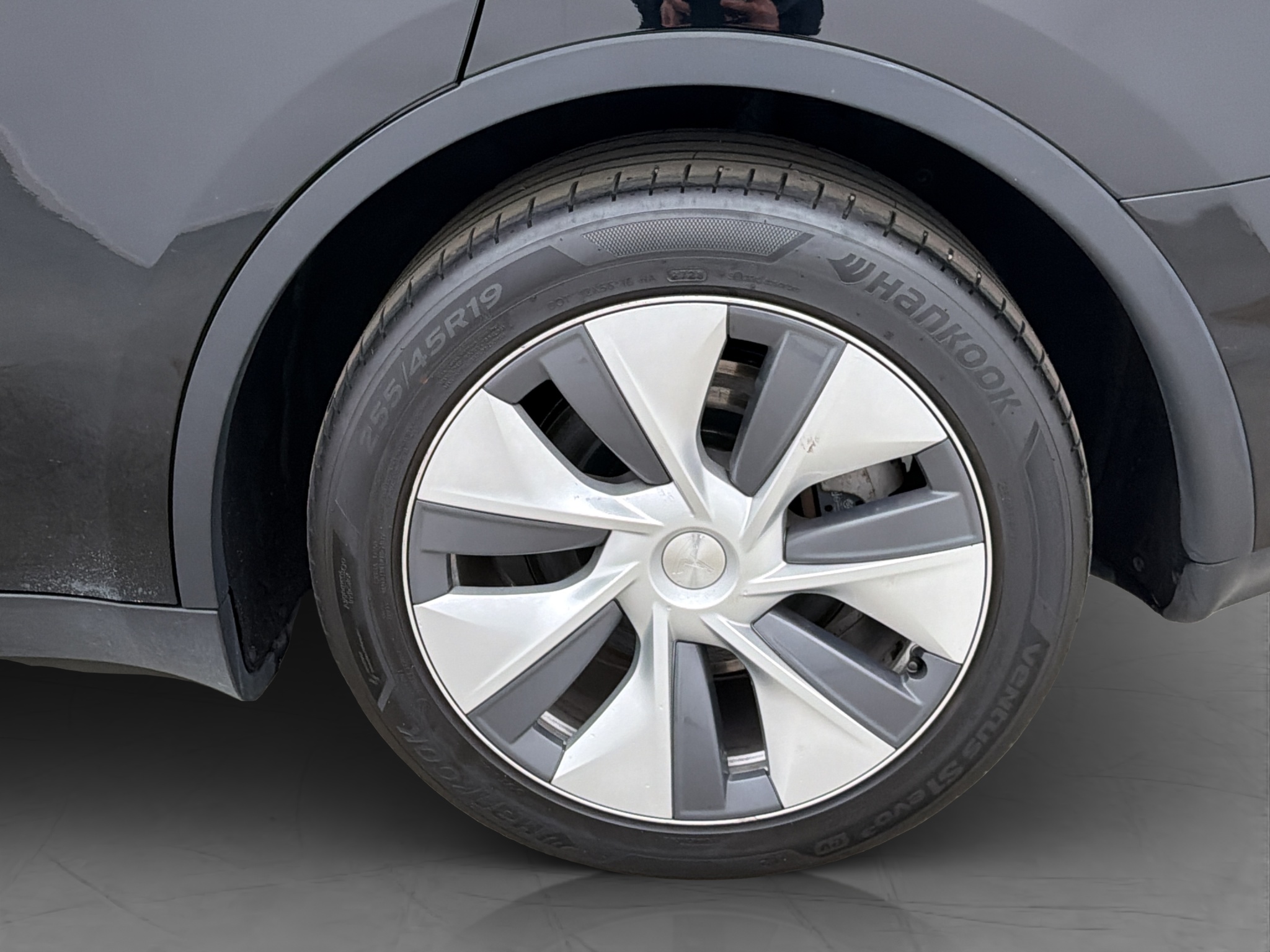 Tesla Model Y Long Range AWD, 514hp, 2023