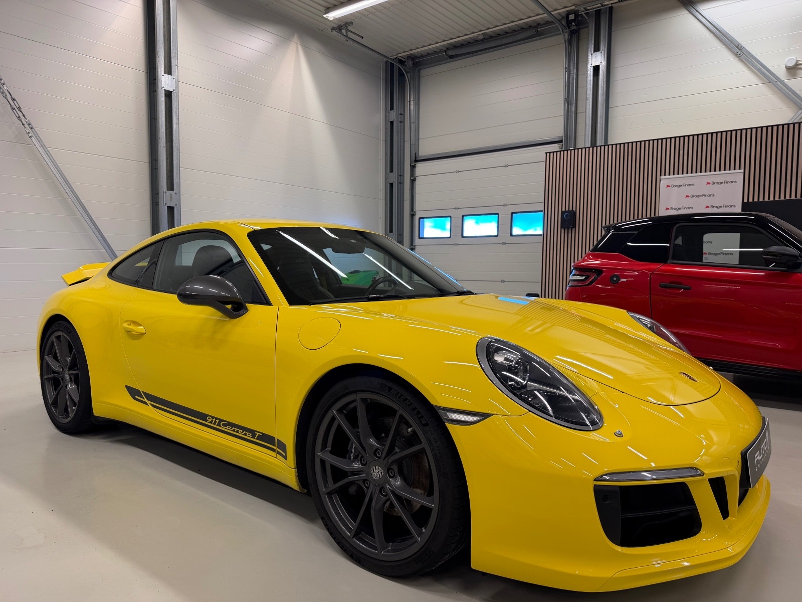 Porsche 911 Carrera PDK, 7-trins, 370ps, 2018
