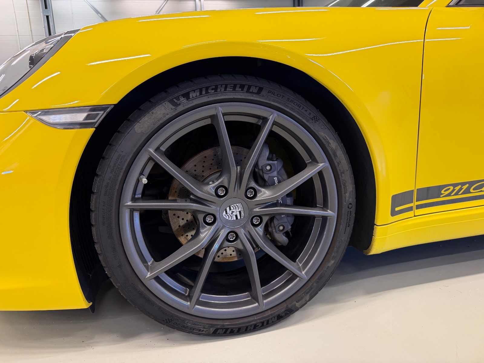 Porsche 911 Carrera PDK, 7-trins, 370ps, 2018