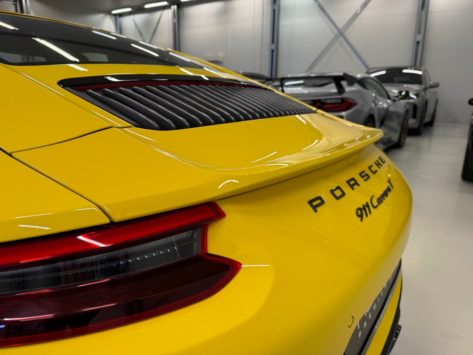 Porsche 911 Carrera PDK, 7-trins, 370ps, 2018