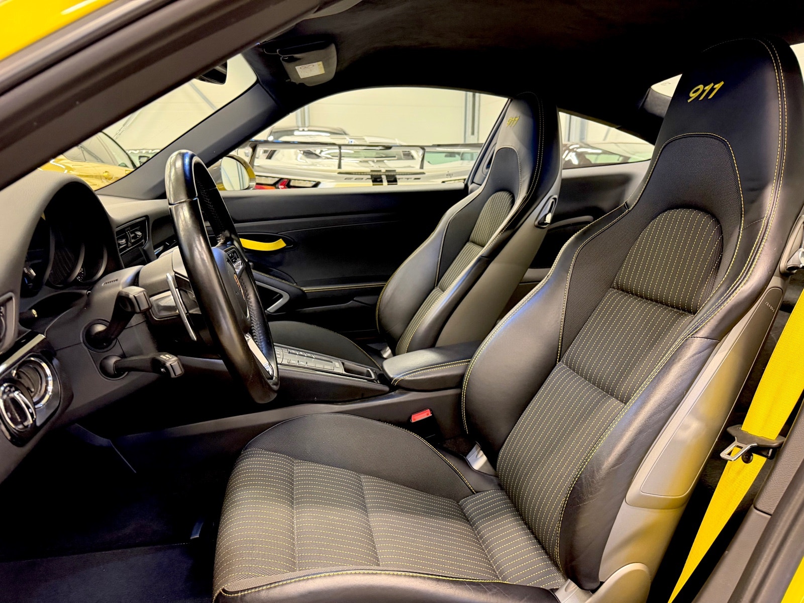 Porsche 911 Carrera PDK, 7-trins, 370ps, 2018