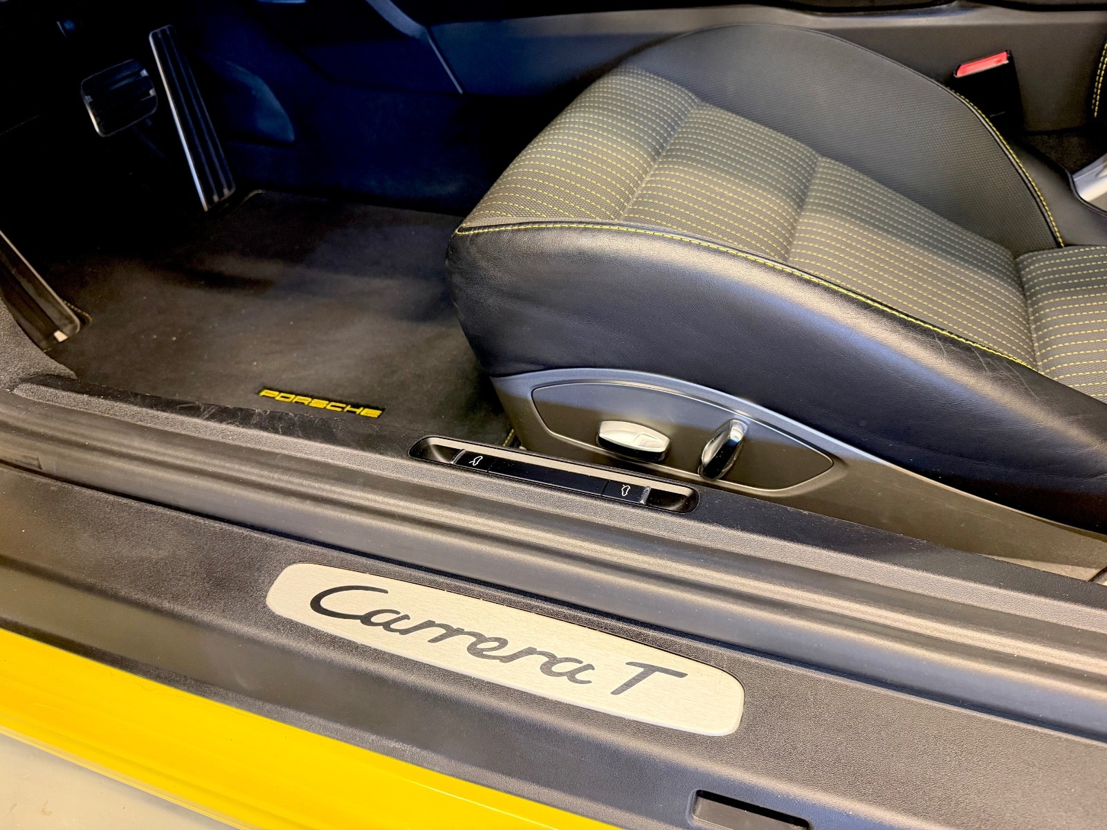 Porsche 911 Carrera PDK, 7-trins, 370ps, 2018