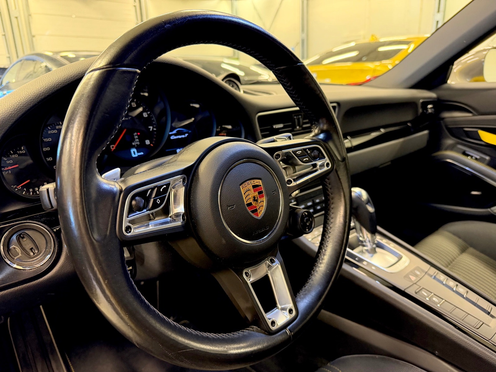 Porsche 911 Carrera PDK, 7-trins, 370ps, 2018