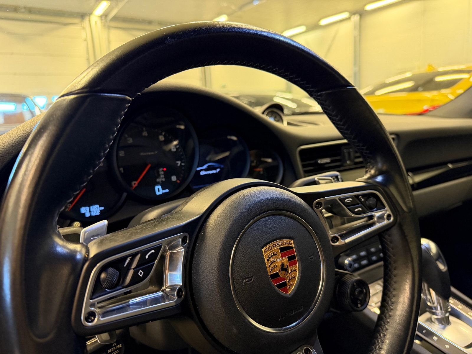 Porsche 911 Carrera PDK, 7-trins, 370ps, 2018