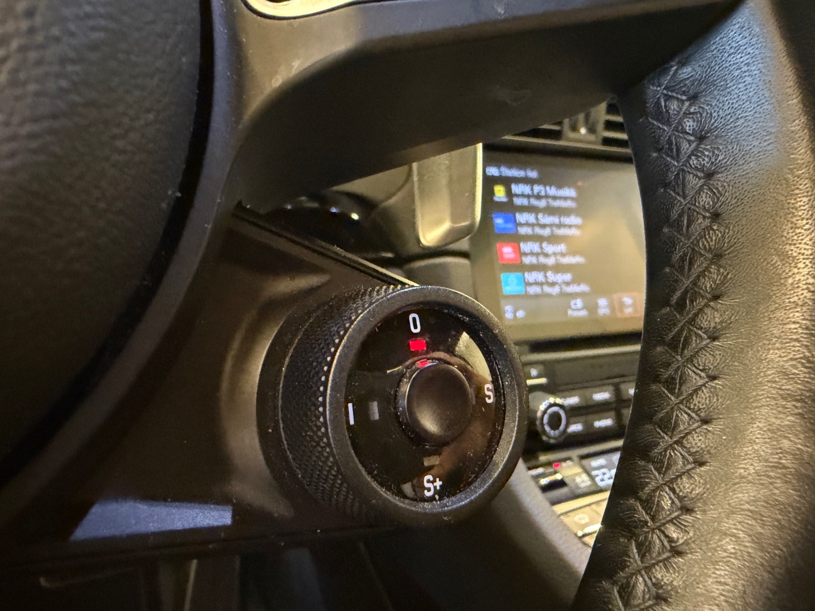 Porsche 911 Carrera PDK, 7-trins, 370ps, 2018