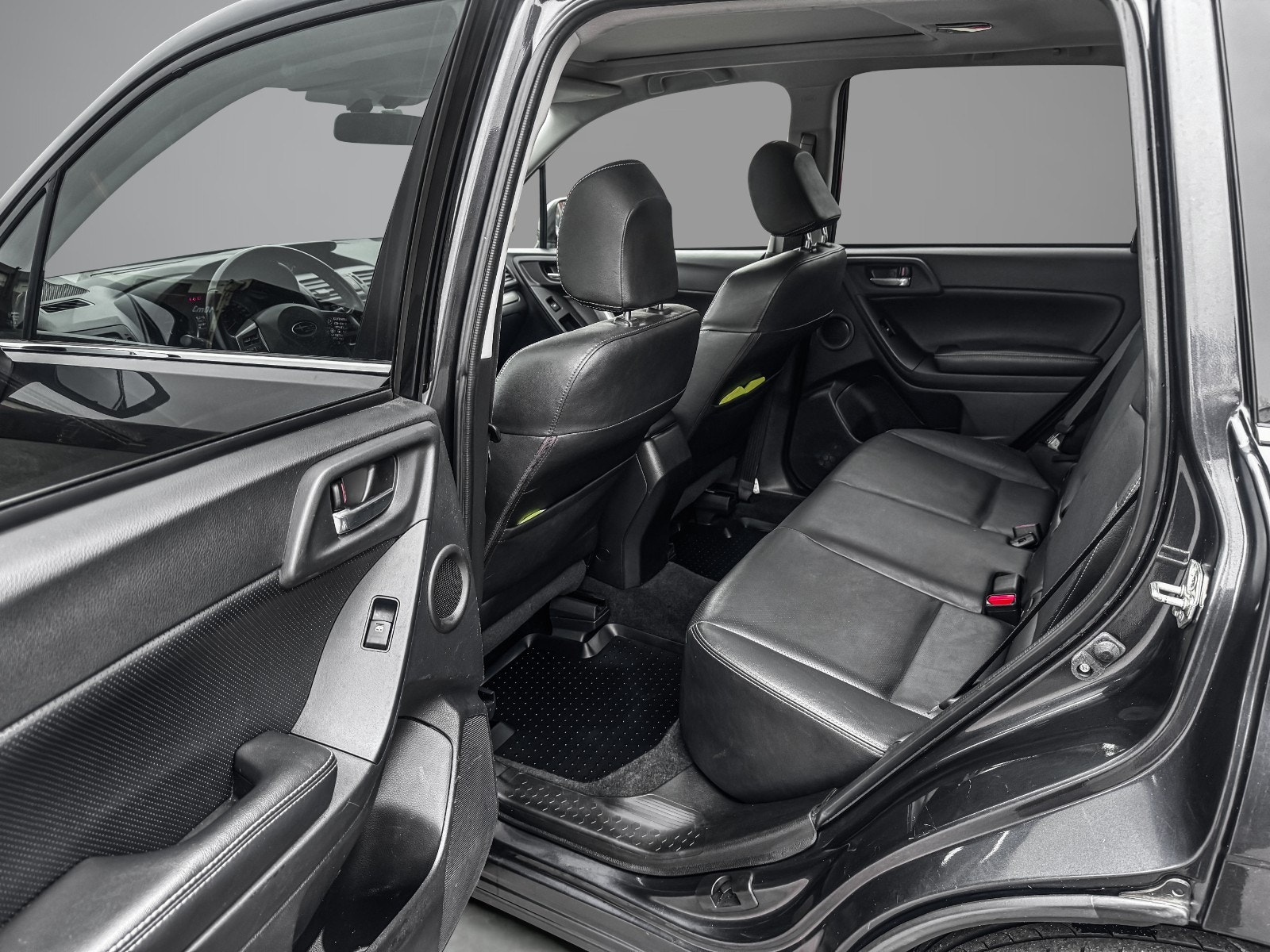 Subaru Forester 2.0 4WD Manual, 6-trins, 147ps, 2013