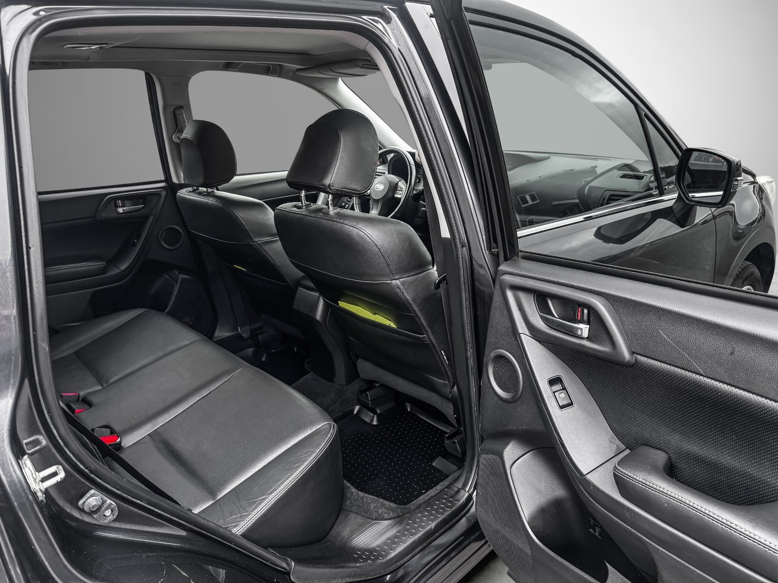 Subaru Forester 2.0 4WD Manual, 6-trins, 147ps, 2013