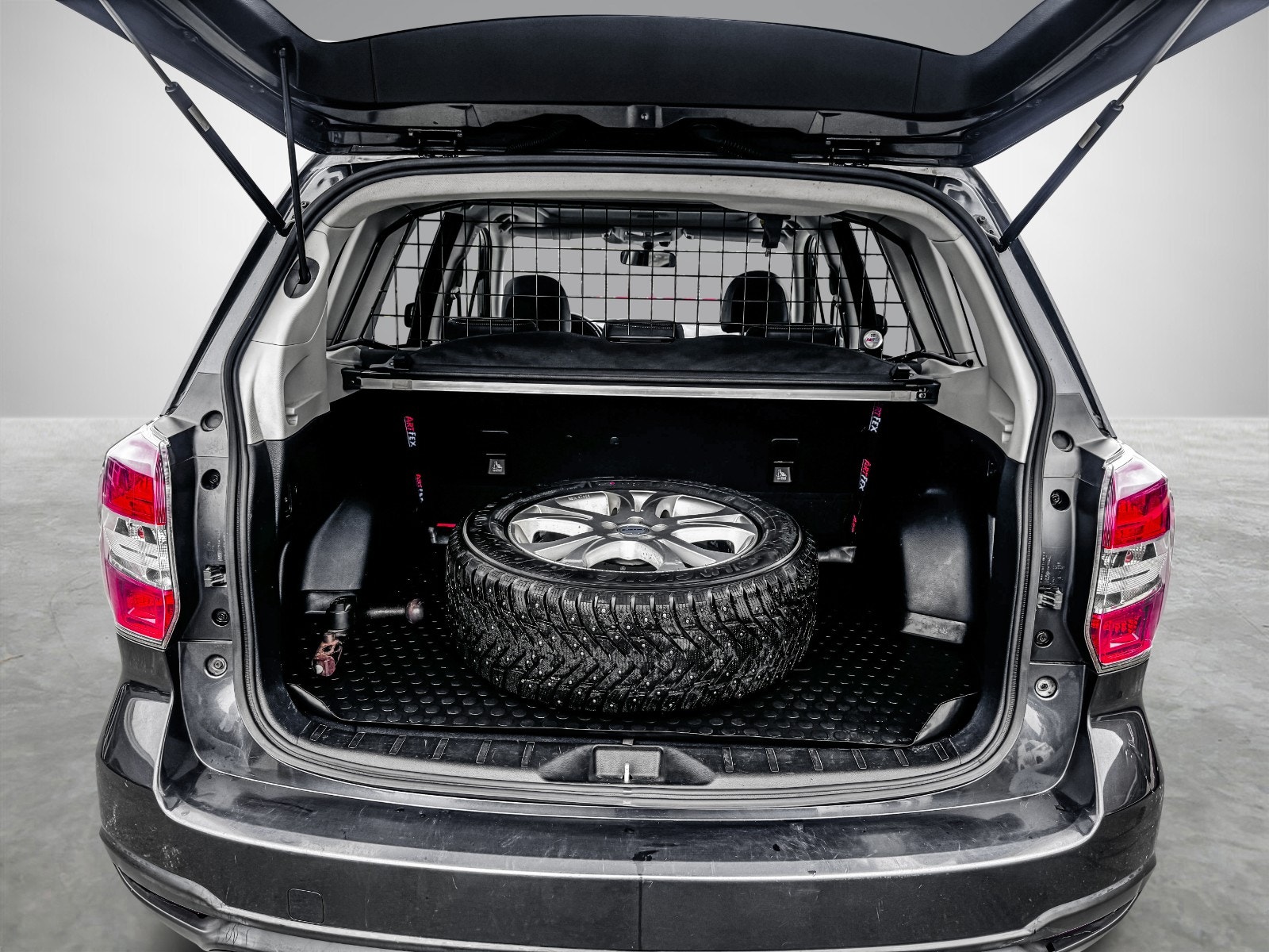 Subaru Forester 2.0 4WD Manual, 6-trins, 147ps, 2013