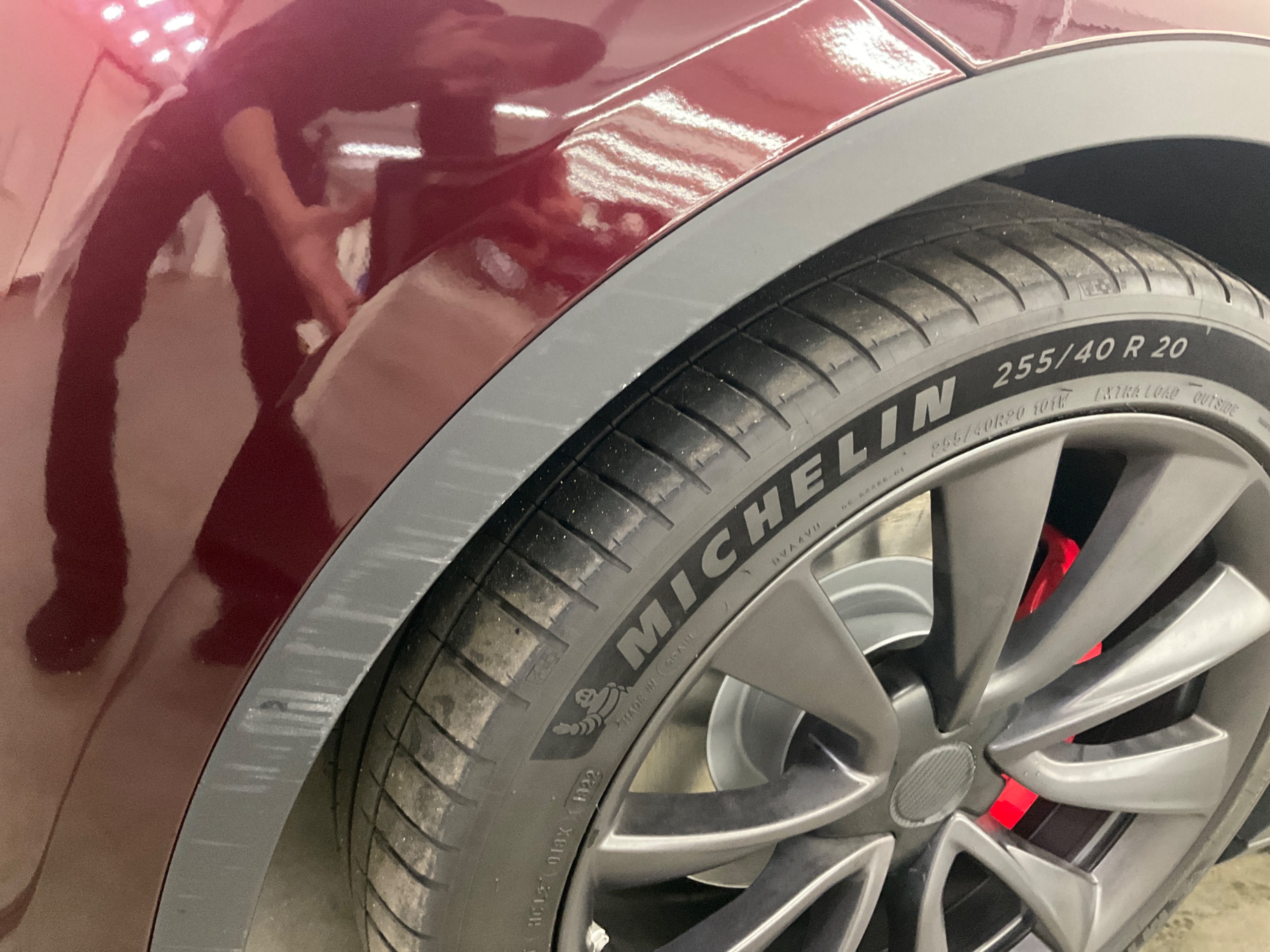 Tesla Model Y Performance, 534ps, 2024