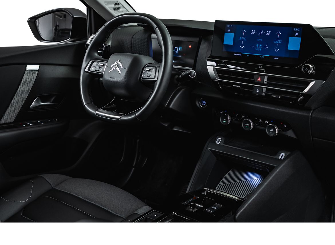 Citroën ë-C4, 136hp, 2023
