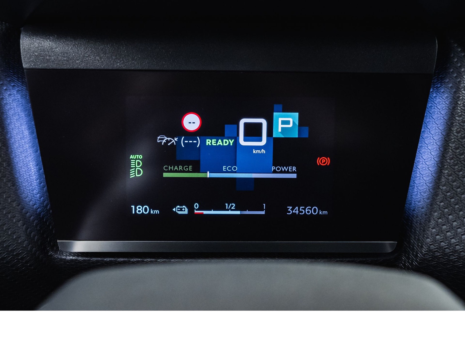 Citroën ë-C4, 136hp, 2023