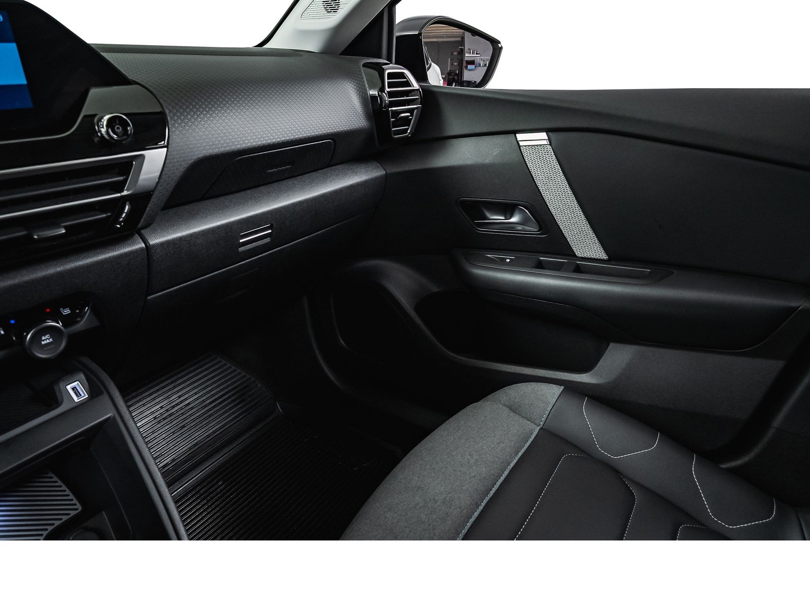 Citroën ë-C4, 136hp, 2023
