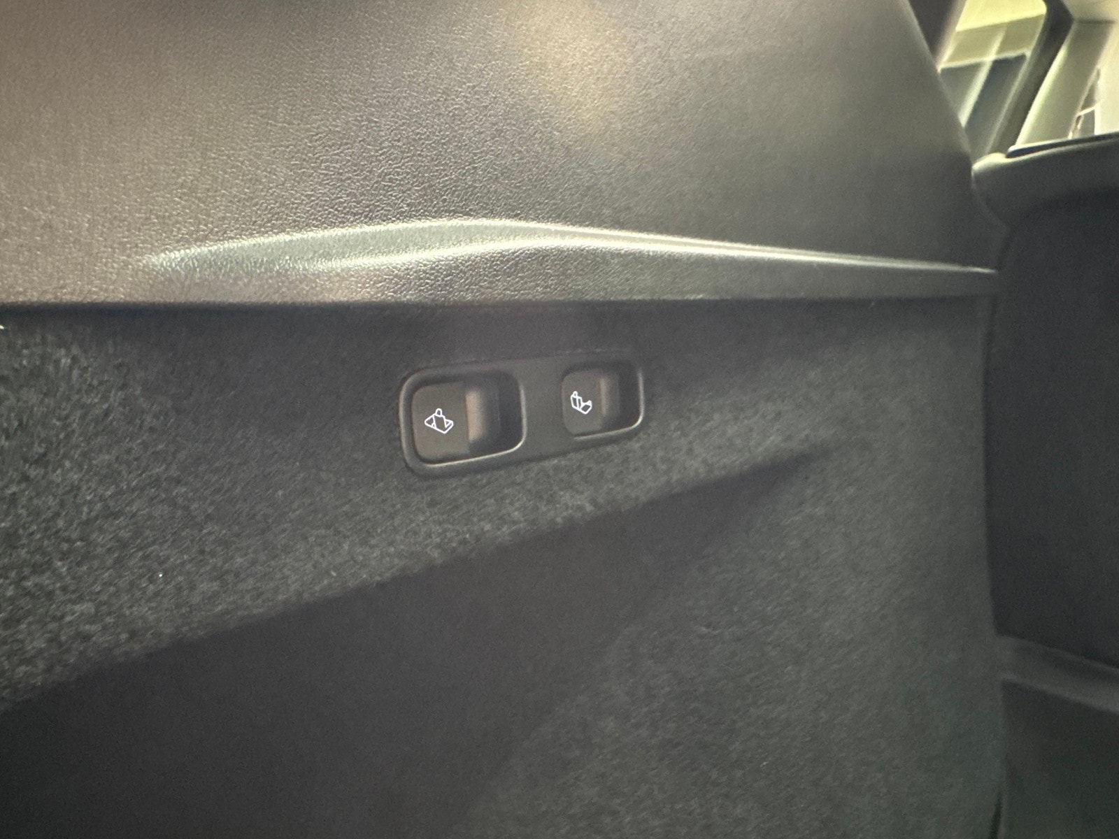 Tesla Model Y Long Range AWD, 514ps, 2024