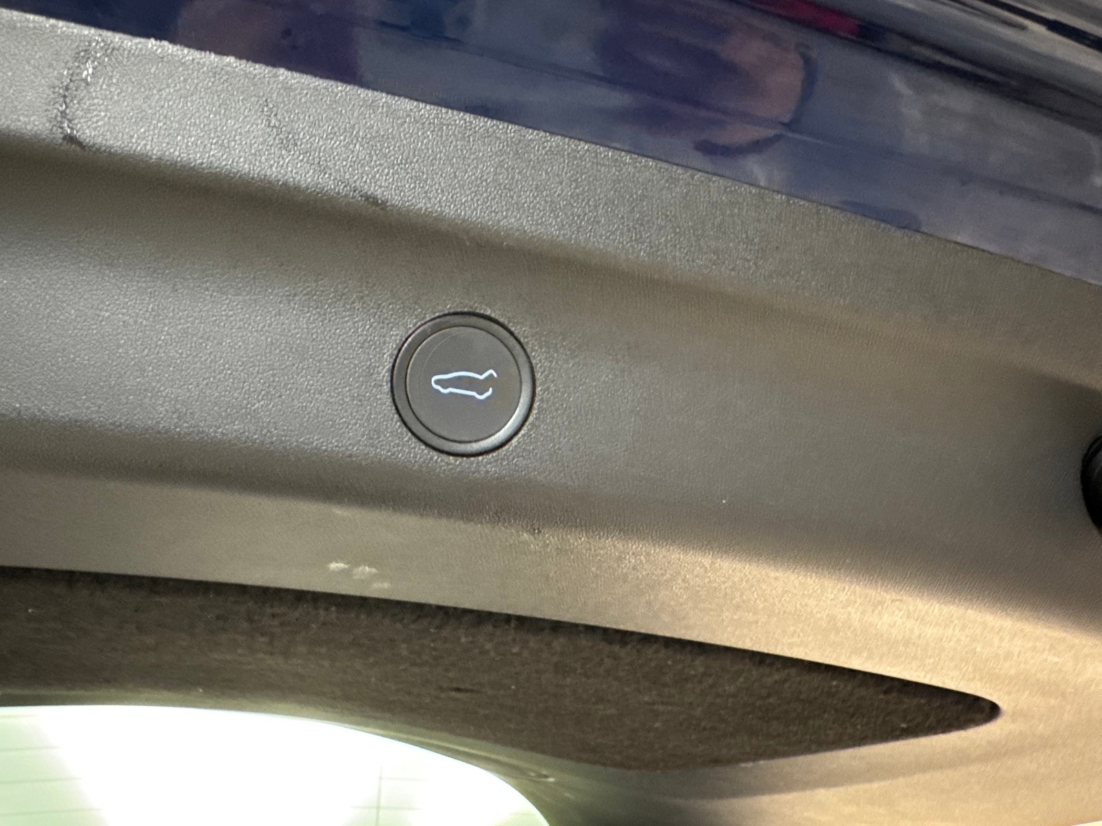 Tesla Model Y Long Range AWD, 514ps, 2024