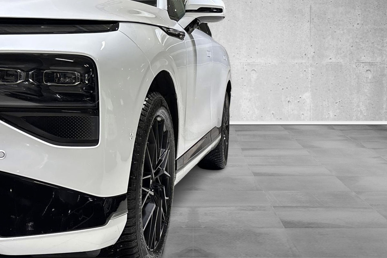 XPENG G9 Performance, 551ps, 2024