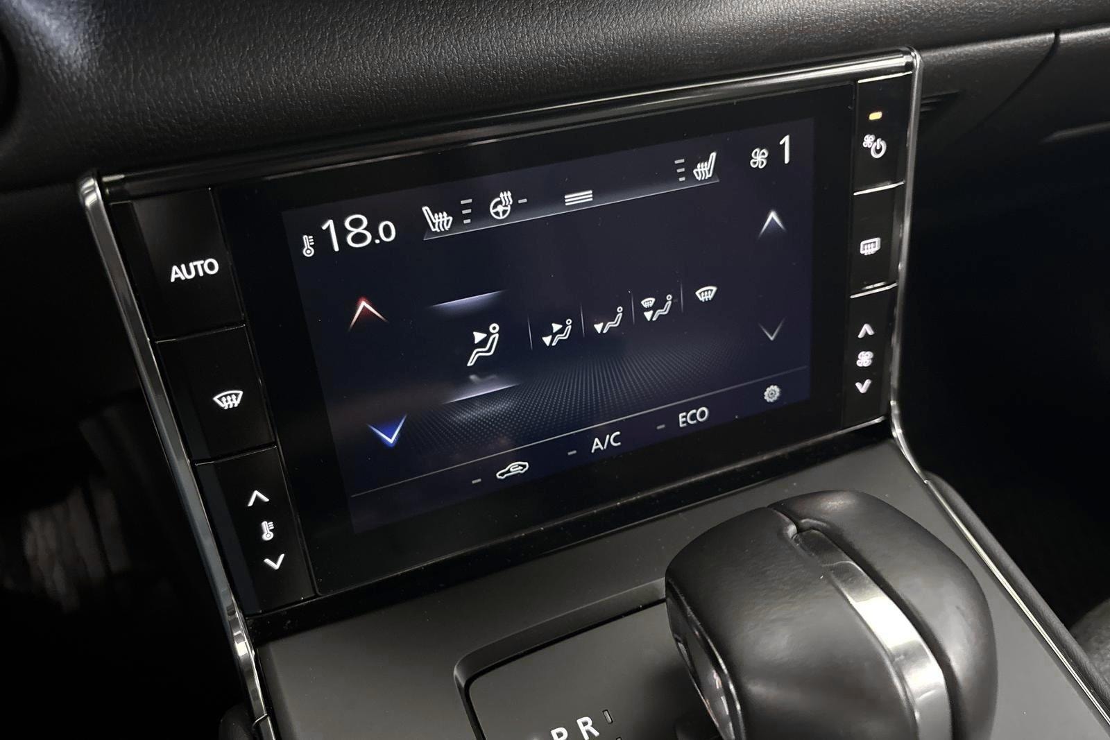 Mazda MX-30 e-Skyactiv EV, 143hp, 2023