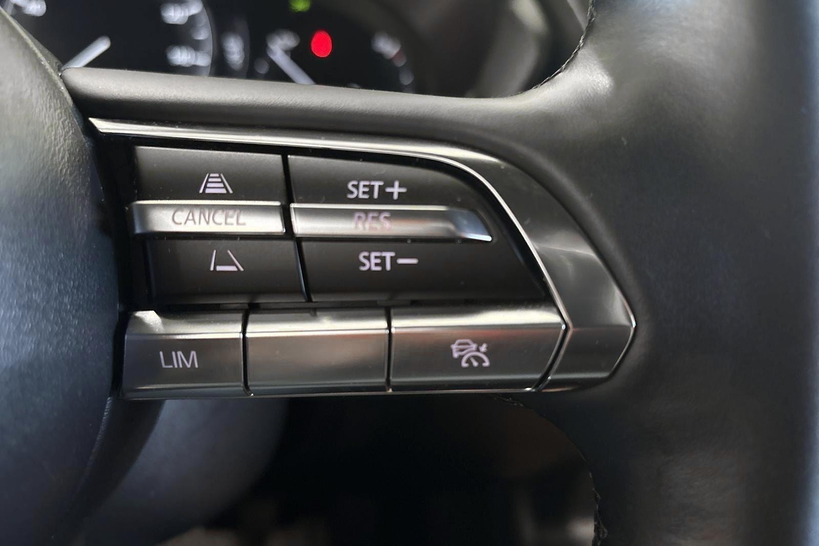 Mazda MX-30 e-Skyactiv EV, 143hp, 2023