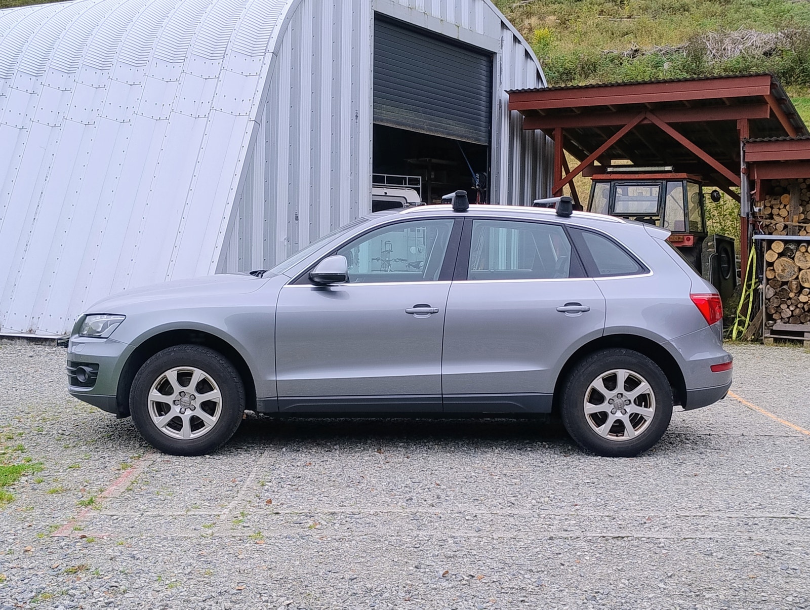 Audi Q5 2.0 TDI DPF quattro Manual, 143hp, 2011