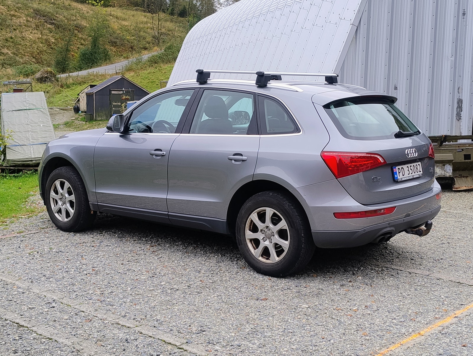 Audi Q5 2.0 TDI DPF quattro Manual, 143hp, 2011