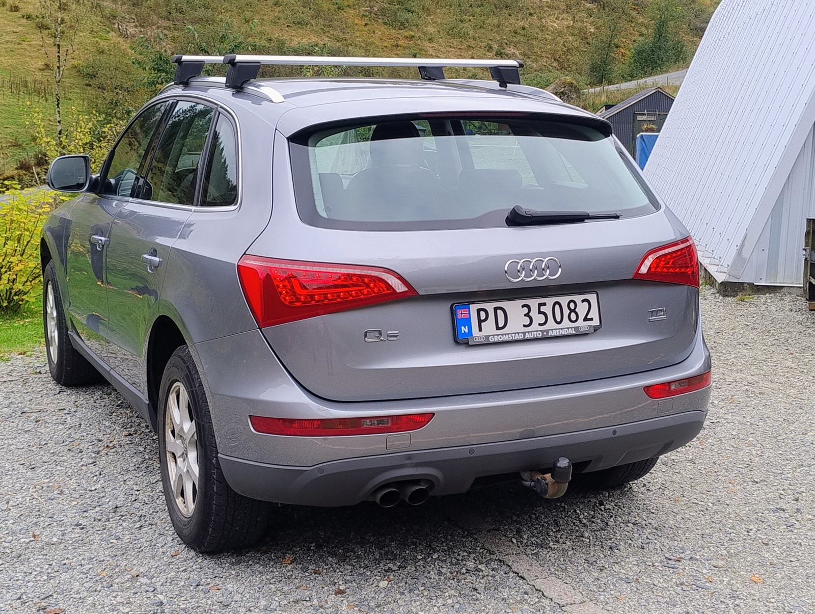 Audi Q5 2.0 TDI DPF quattro Manual, 143hp, 2011