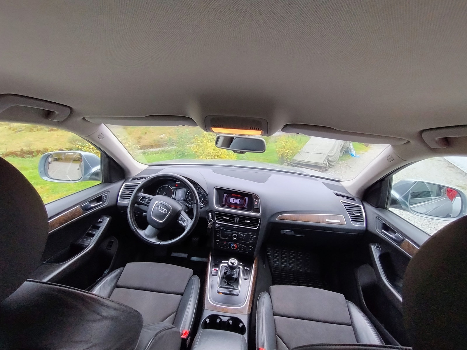 Audi Q5 2.0 TDI DPF quattro Manual, 143hp, 2011