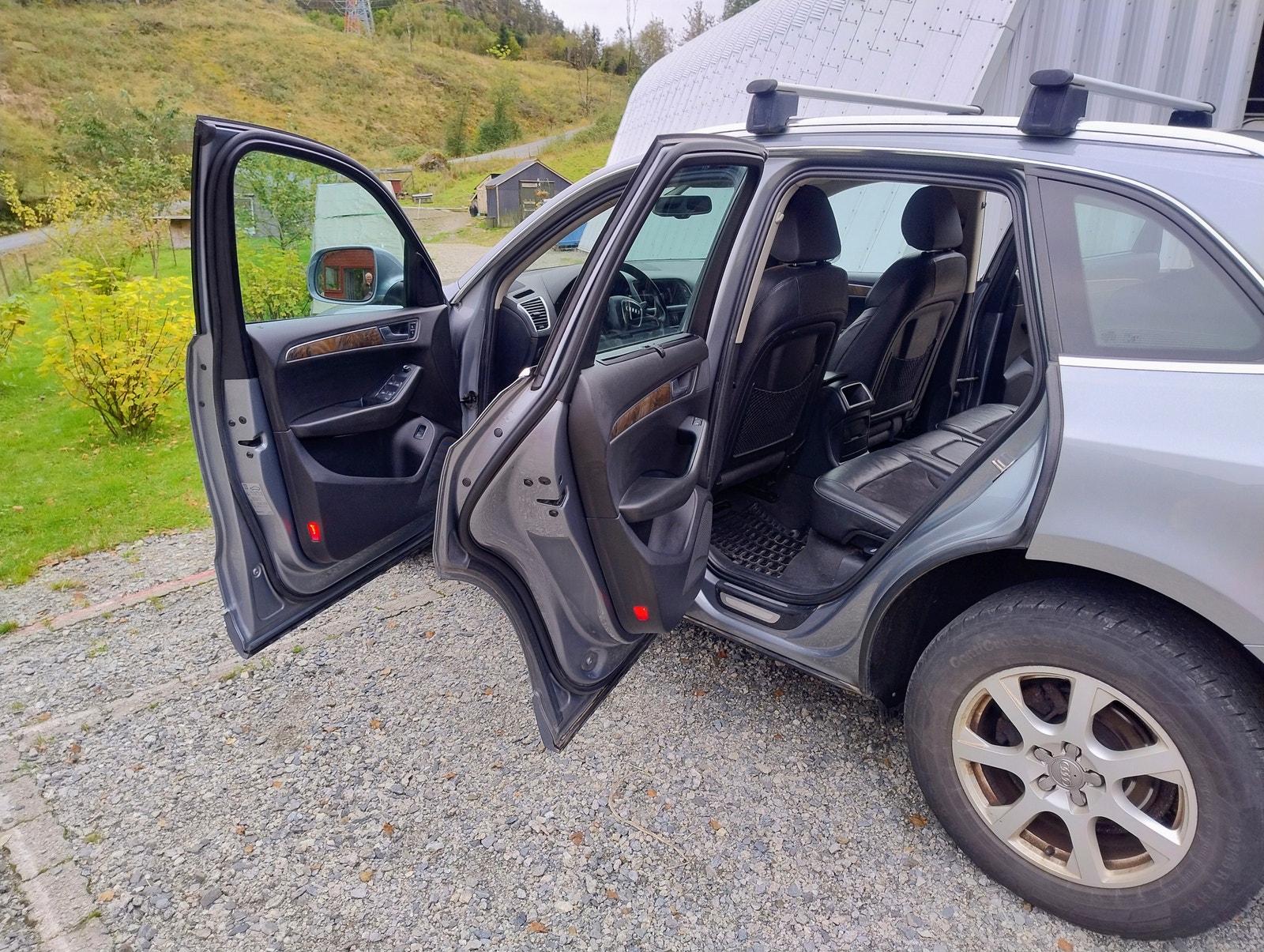 Audi Q5 2.0 TDI DPF quattro Manual, 143hp, 2011