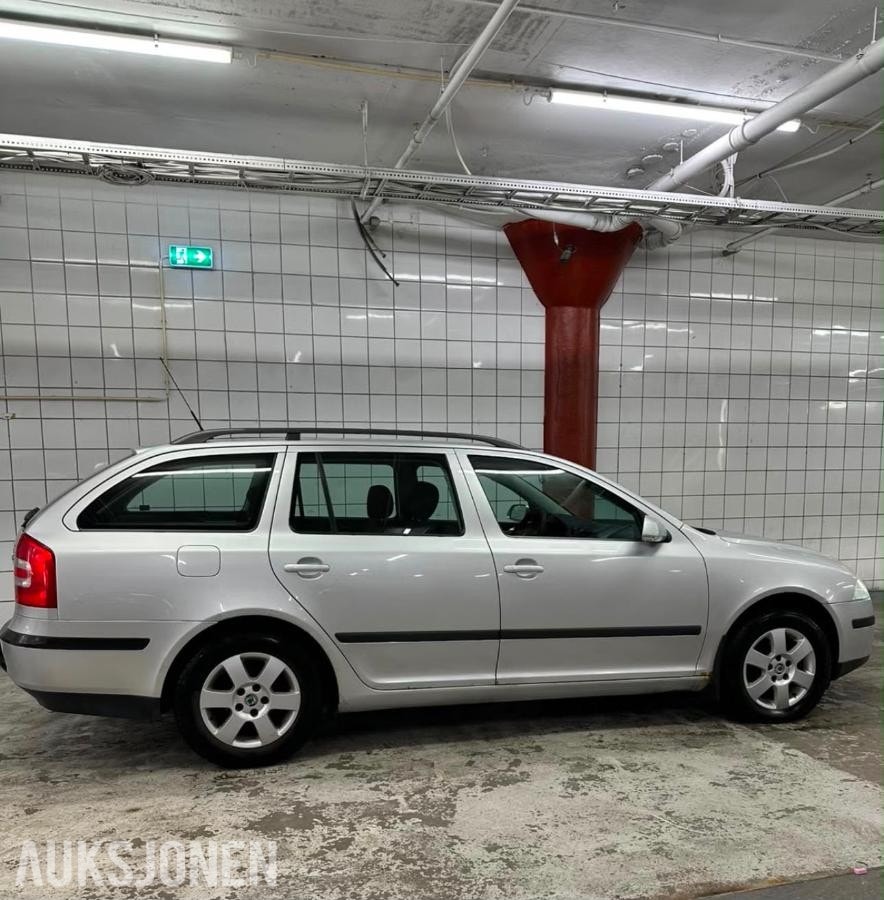 Škoda Octavia Combi 1.9 TDI 8v DSG Sequential, 6-trins, 105ps, 2007