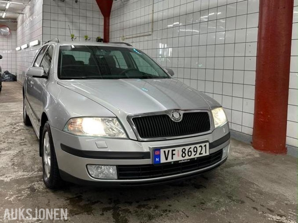Škoda Octavia Combi 1.9 TDI 8v DSG Sequential, 6-trins, 105ps, 2007