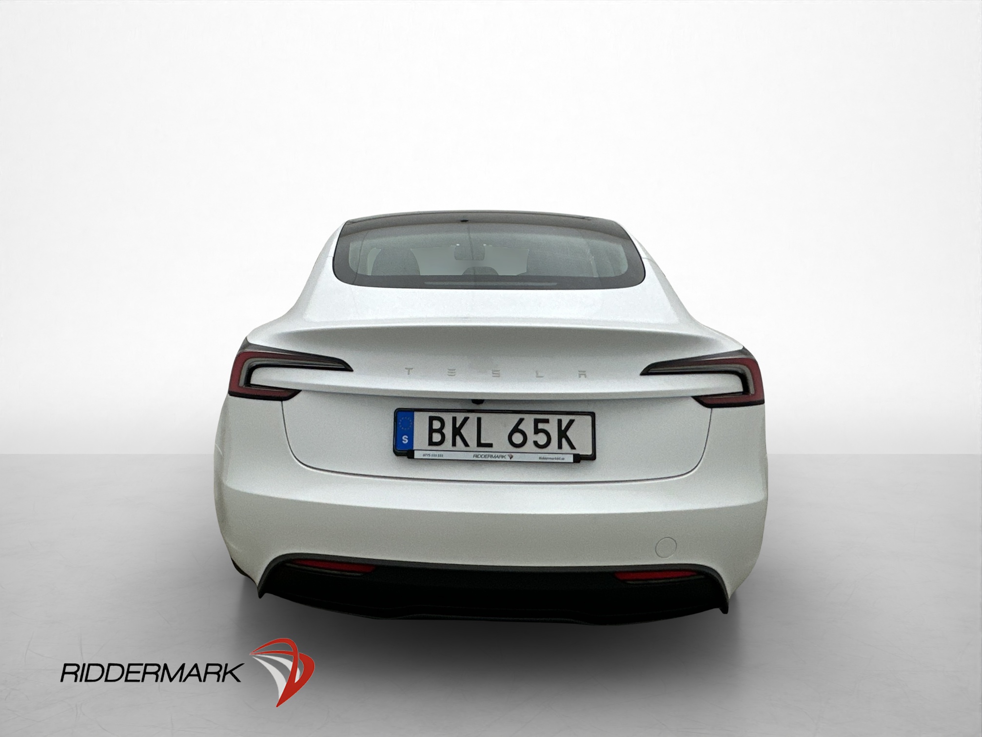 Tesla Model 3 Standard Range, 283hp, 2024