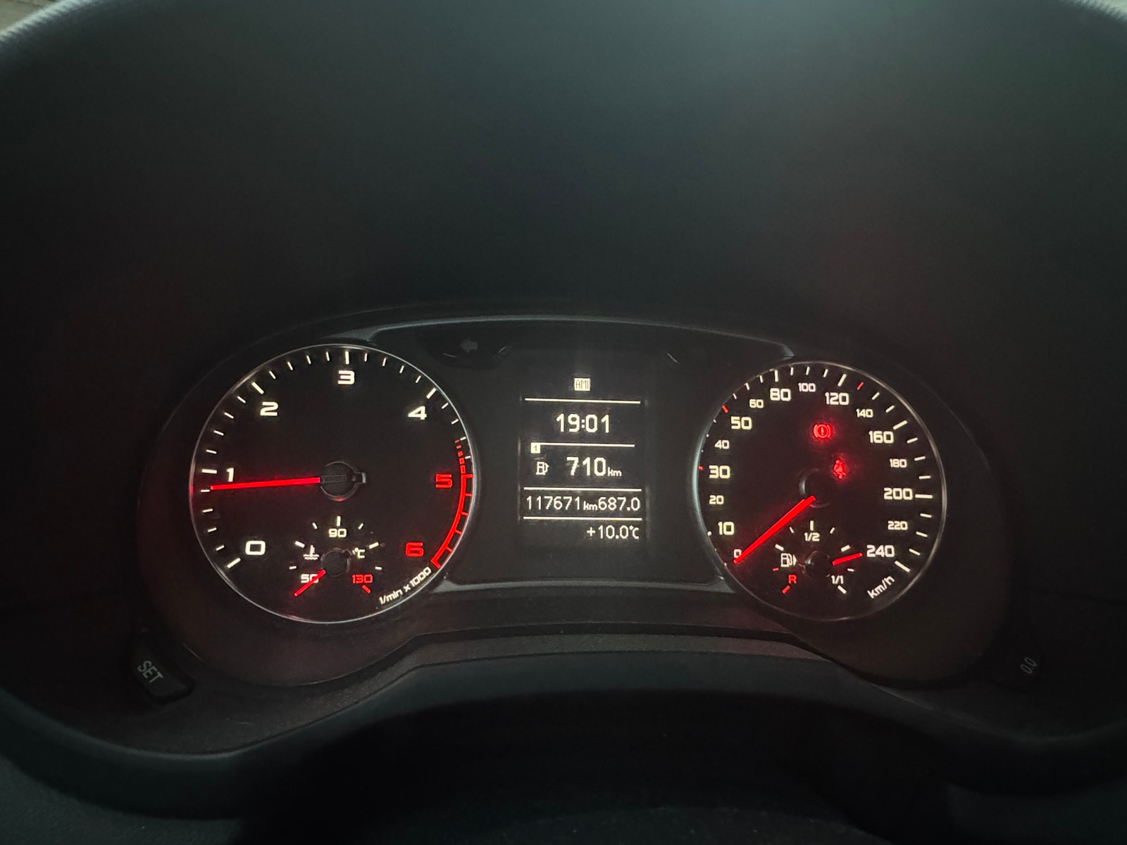 Audi A1 1.6 TDI Manual, 105hp, 2011