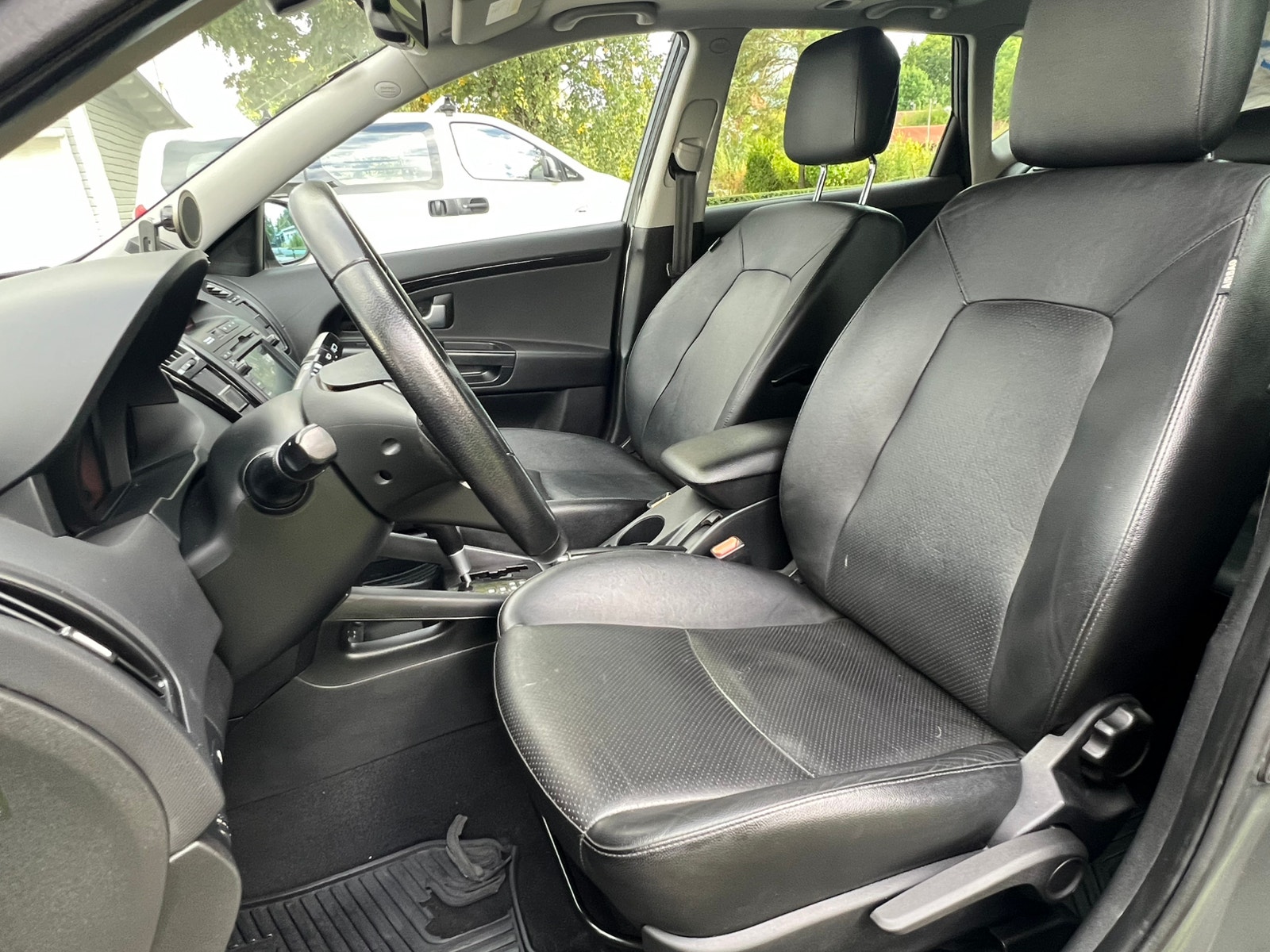 Kia cee'd_sw 1.6 CRDi Automatic, 4-trins, 115ps, 2010