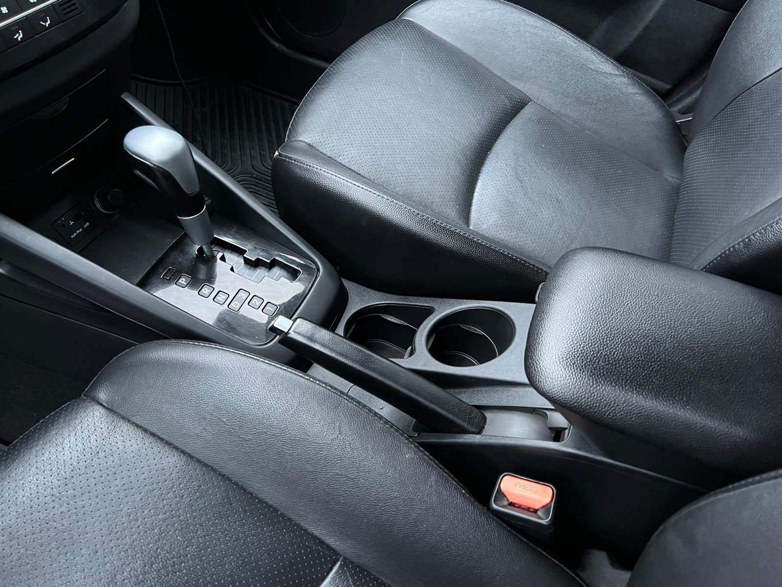 Kia cee'd_sw 1.6 CRDi Automatic, 4-trins, 115ps, 2010