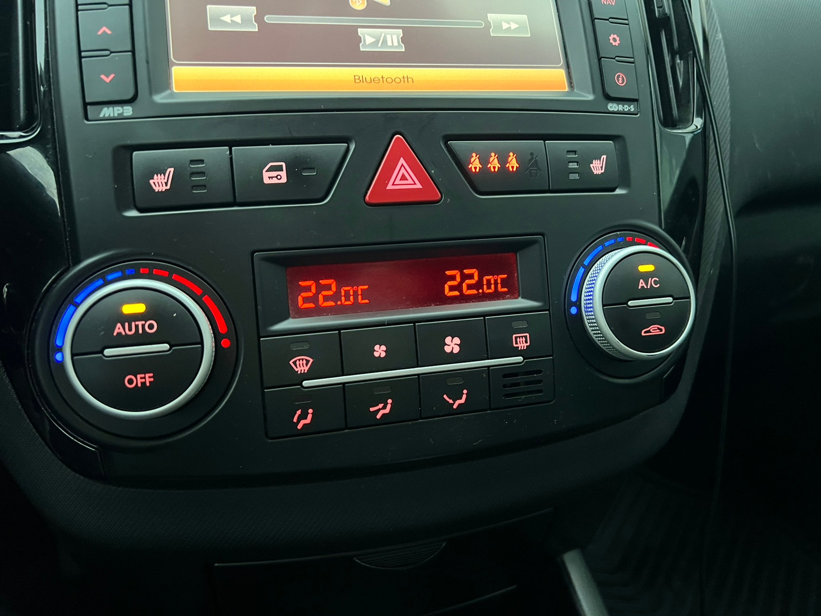 Kia cee'd_sw 1.6 CRDi Automatic, 4-trins, 115ps, 2010