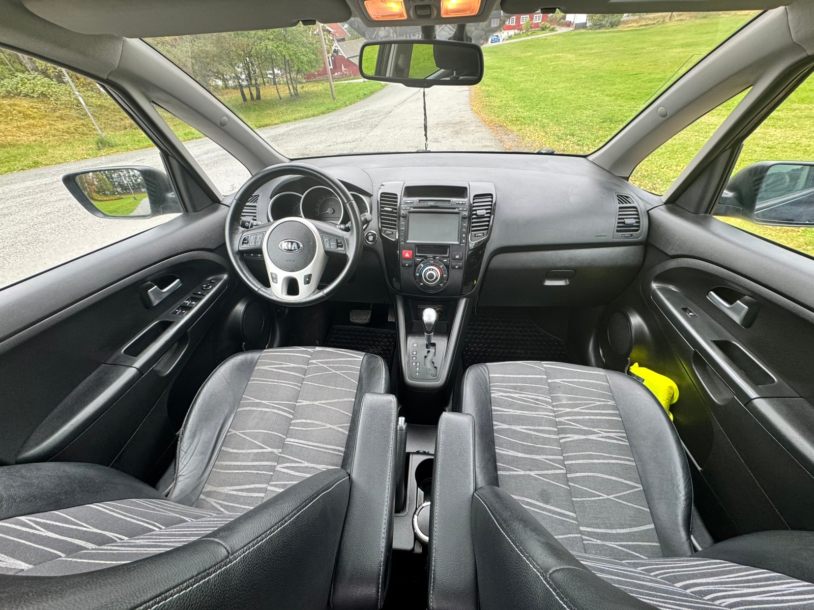 Kia Venga 1.6 CVVT Automatic, 4-trins, 125ps, 2014