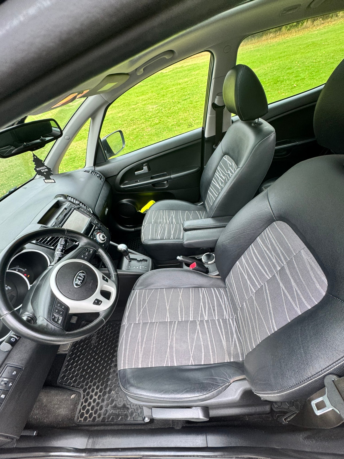 Kia Venga 1.6 CVVT Automatic, 4-trins, 125ps, 2014
