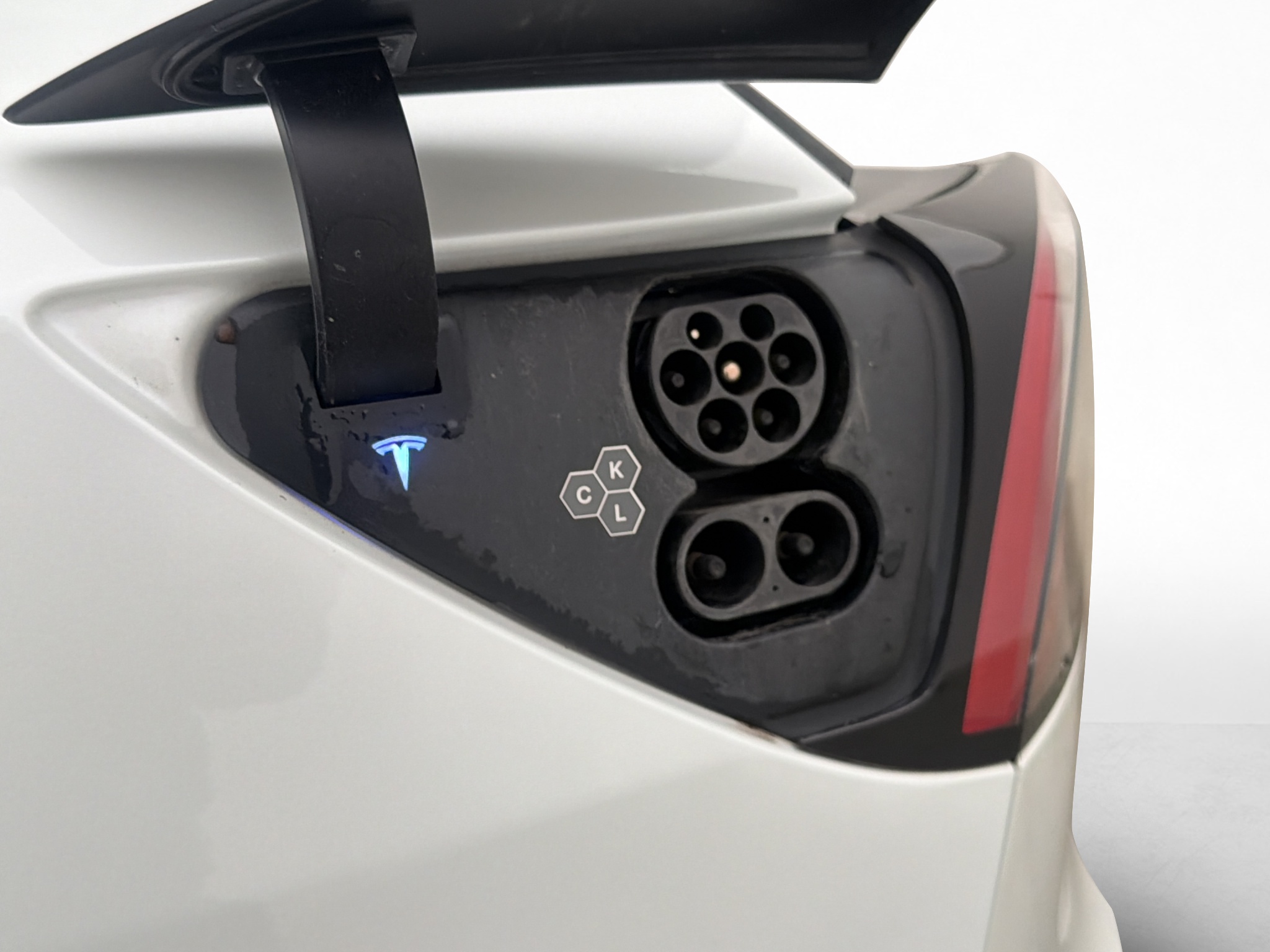 Tesla Model Y Long Range AWD, 514ps, 2023