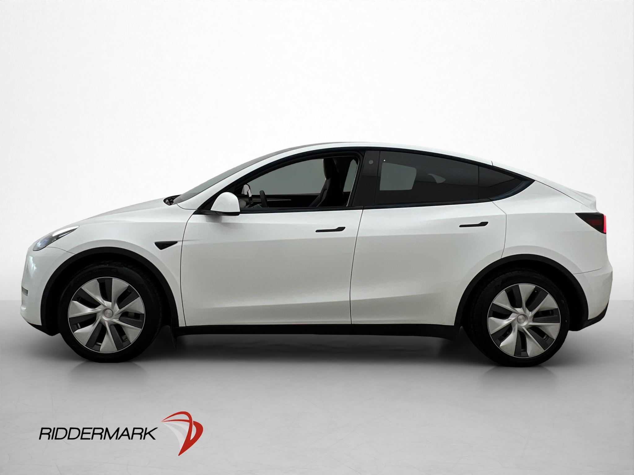 Tesla Model Y Long Range AWD, 514ps, 2024