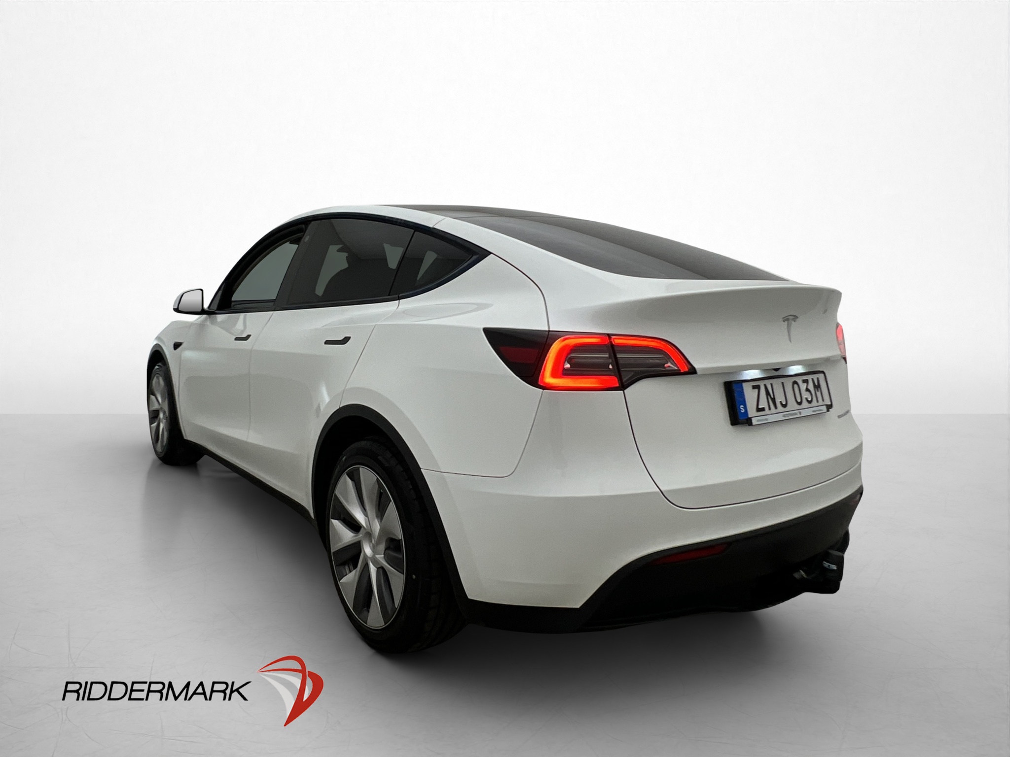 Tesla Model Y Long Range AWD, 514ps, 2024