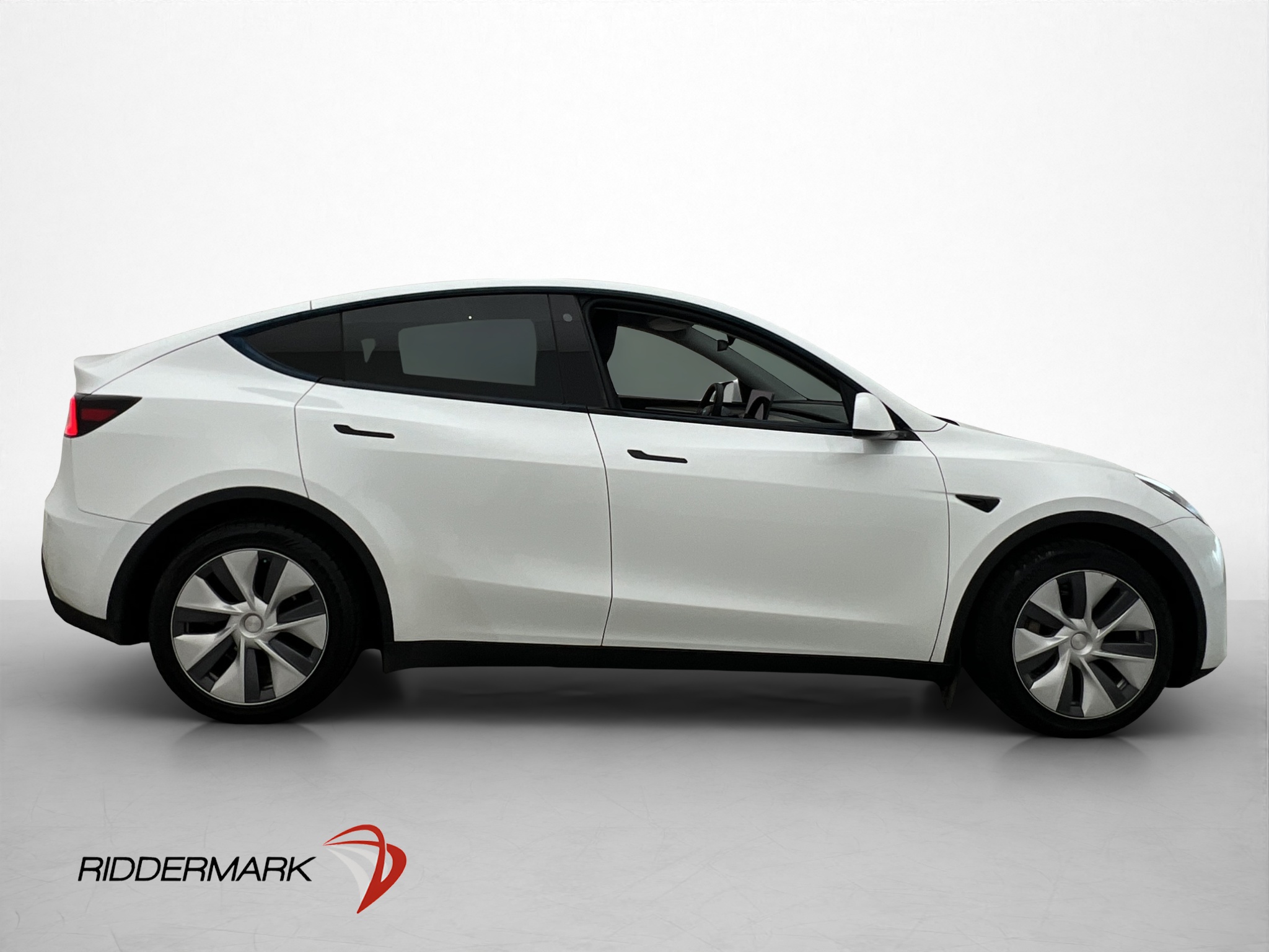 Tesla Model Y Long Range AWD, 514ps, 2024