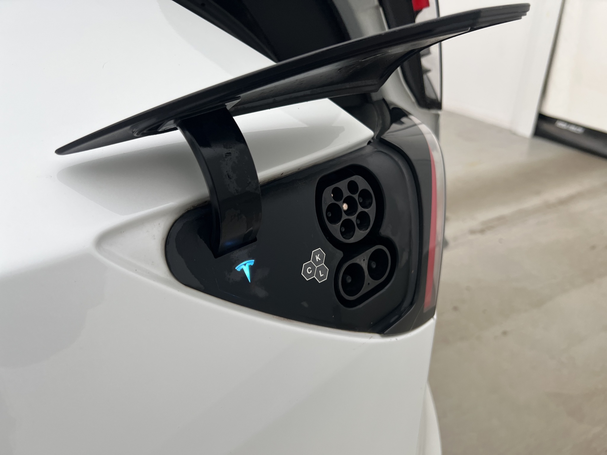 Tesla Model Y Long Range AWD, 514ps, 2024