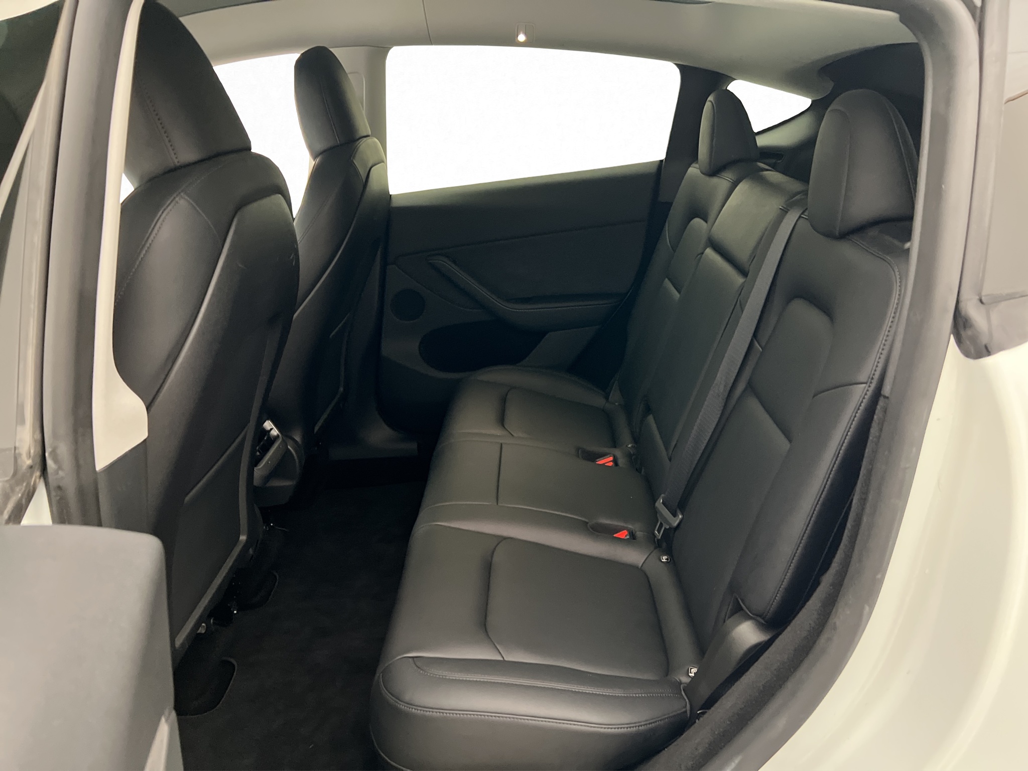 Tesla Model Y Long Range AWD, 514ps, 2024