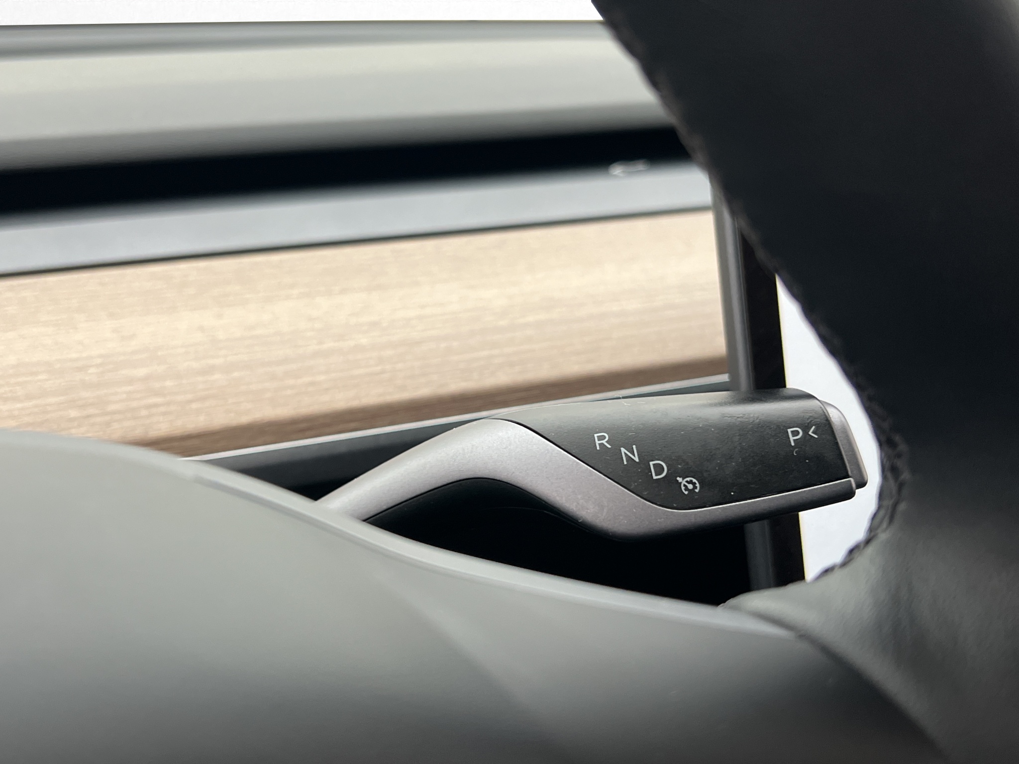 Tesla Model Y Long Range AWD, 514ps, 2024