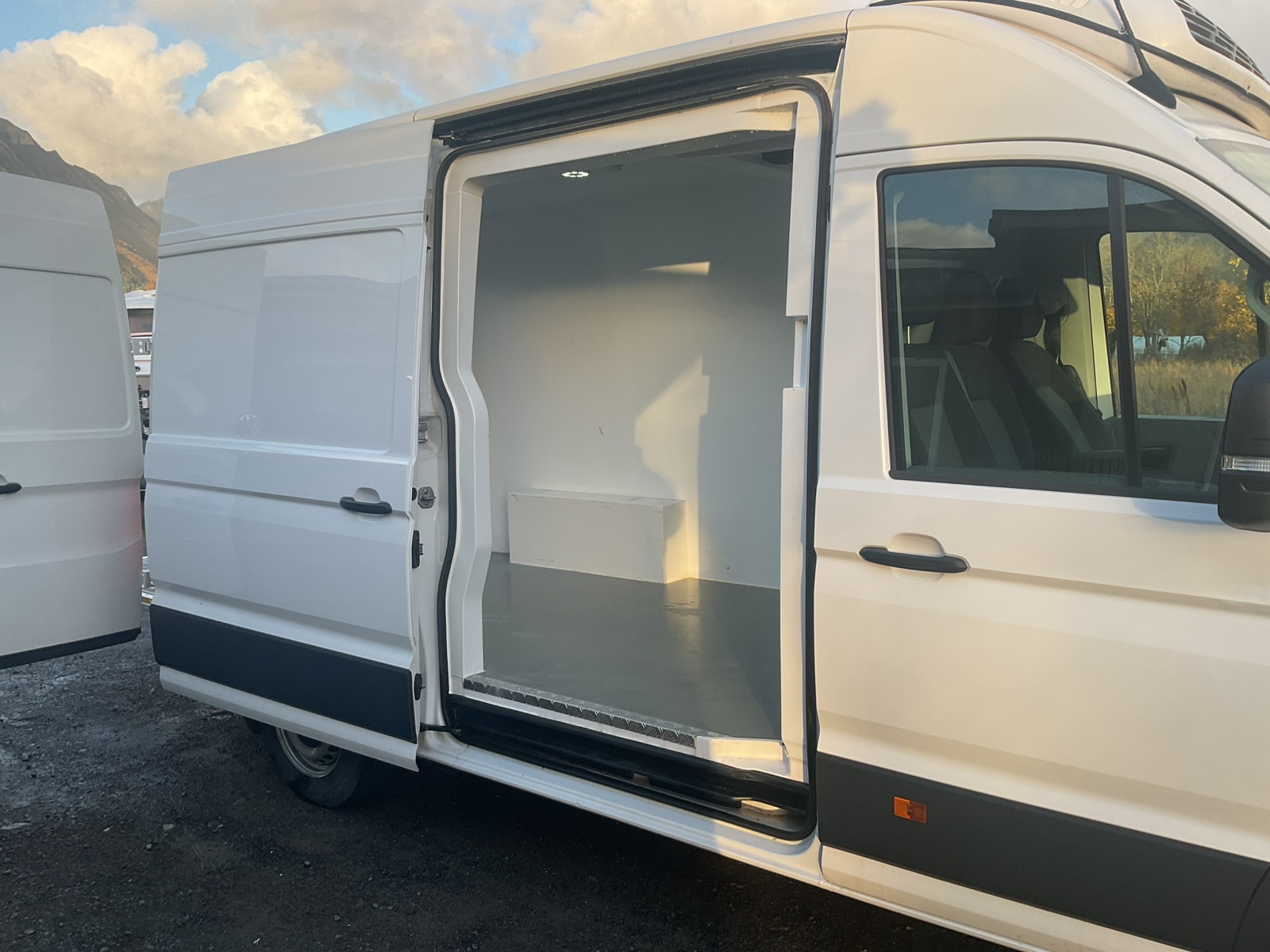 Volkswagen Crafter 35 2.0 TDI Automatic, 177hp, 2019