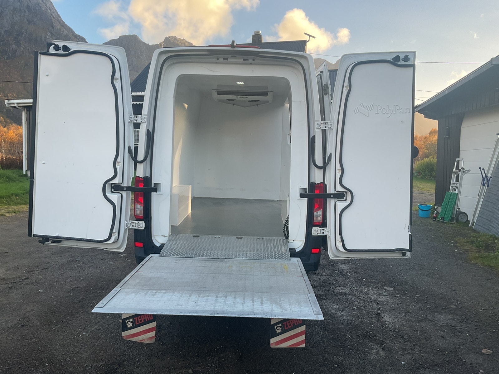 Volkswagen Crafter 35 2.0 TDI Automatic, 177hp, 2019