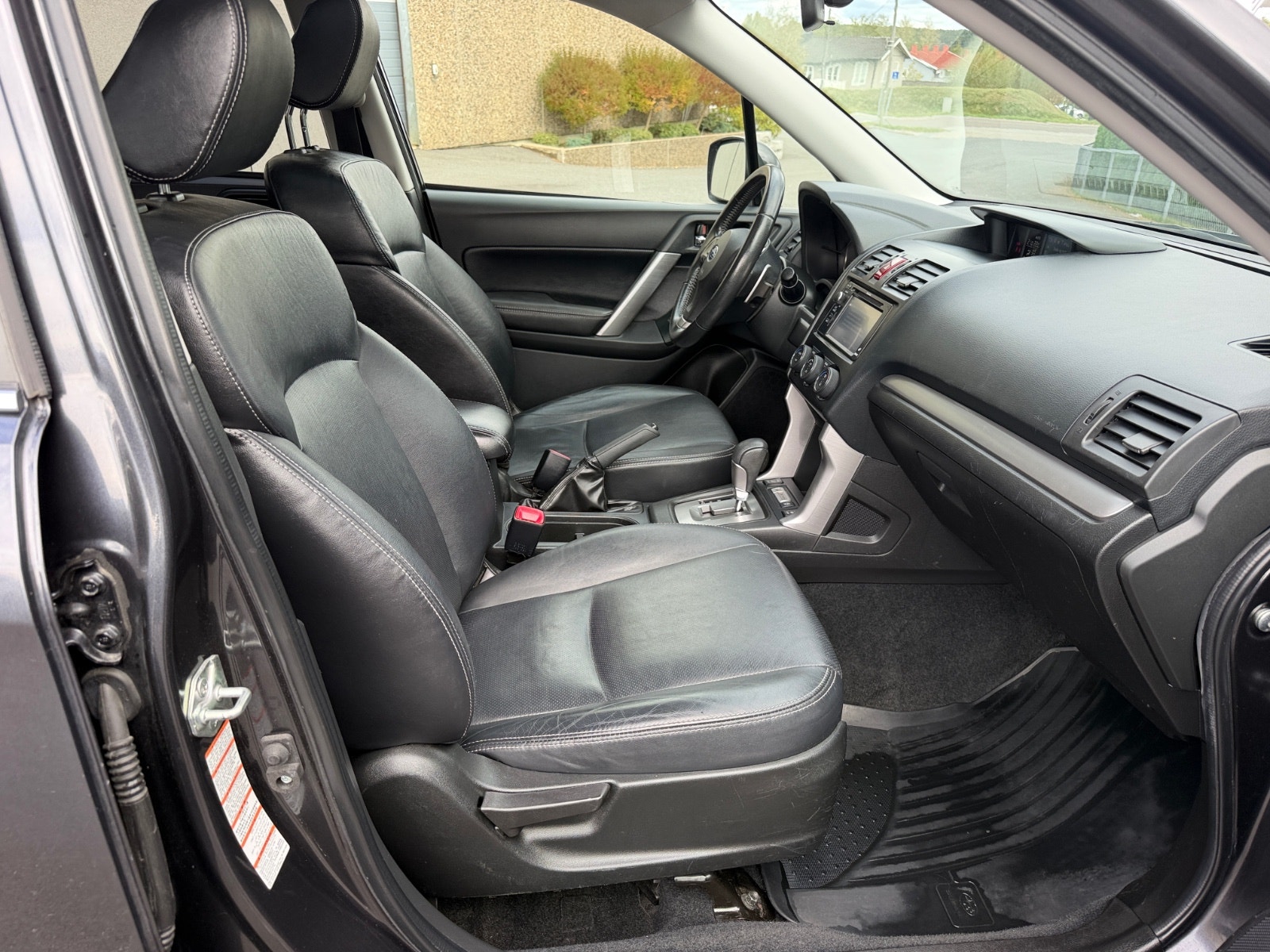 Subaru Forester 2.0 4WD Lineartronic, 150hp, 2013