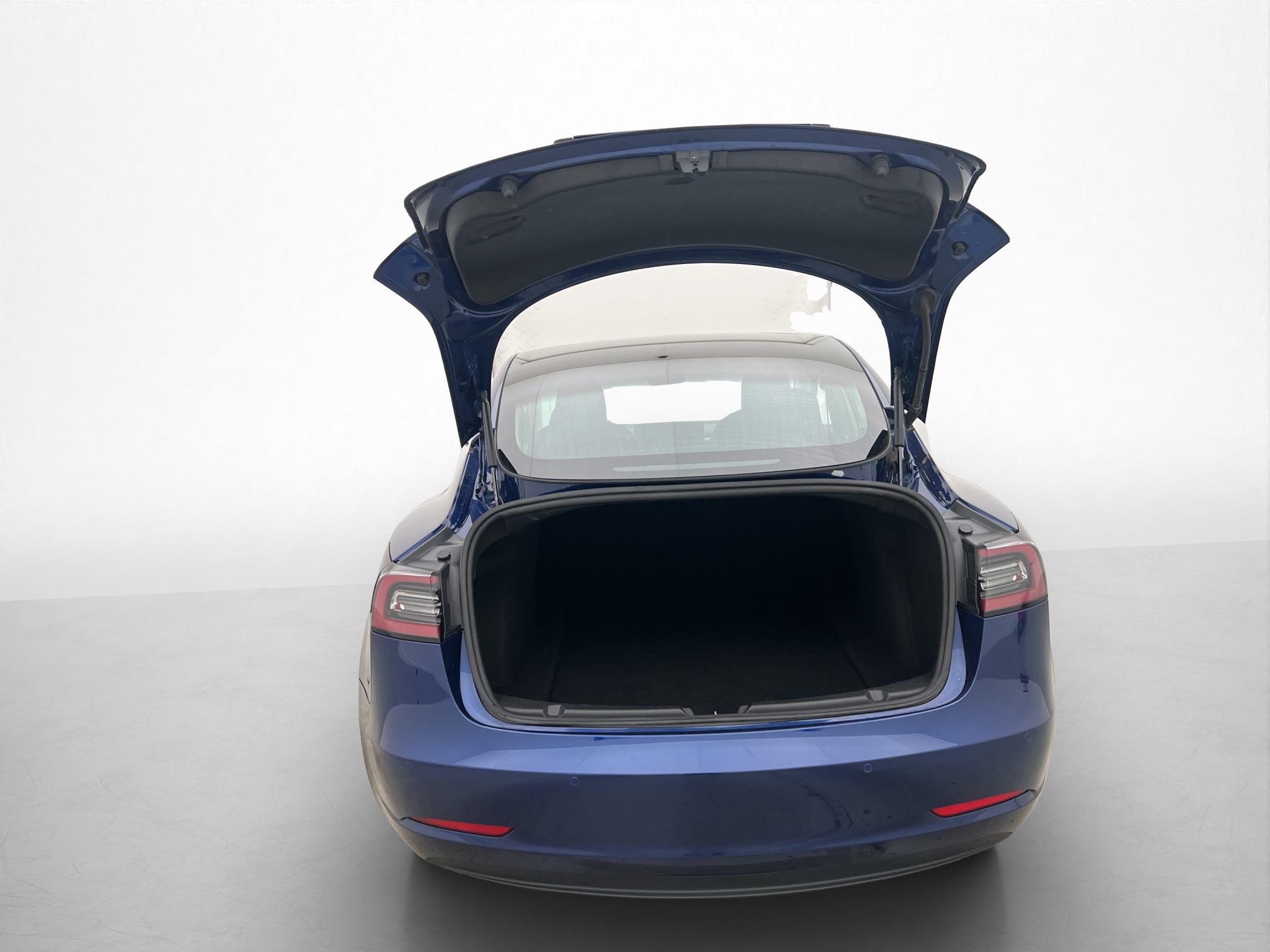 Tesla Model 3 Standard Range Plus, 325hp, 2020